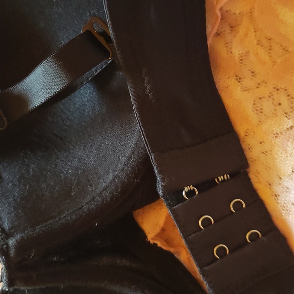 ✨🔥 Bejeweled bra ✨ - Picture 7 of 7